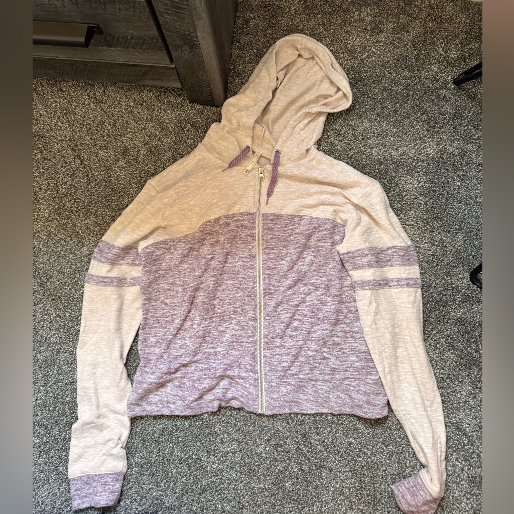The Aeropostale Llc Brand In Hoodie Form Xl